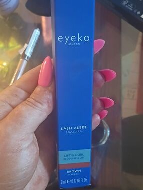 Eyeko Lash Alert Mascara — Brown